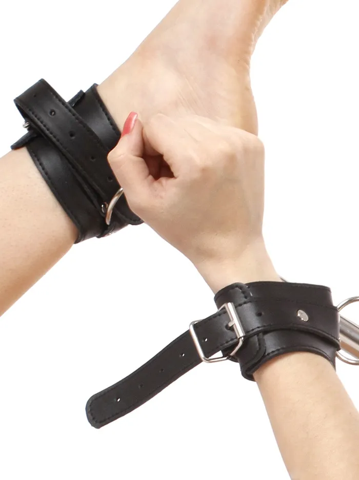Couples Metal Restraint Bars HonourSkintwocom Couples Metal Restraint Bars HonourSkintwocom