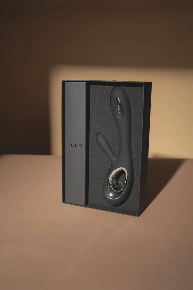 My Store Vibrators LELO Soraya Wave vibrator Black