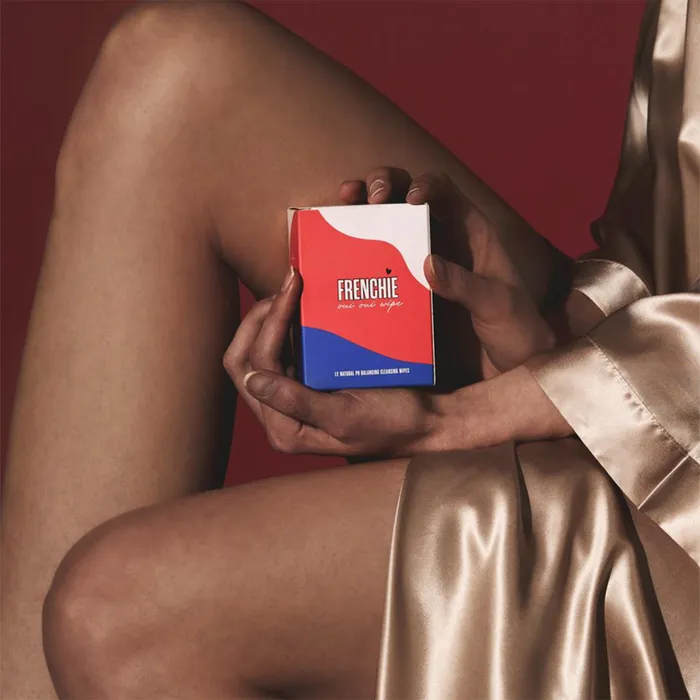 Frenchie Female Sex Toys Oui Oui Intimate Wipes 12 Pack Frenchie Female Sex Toys Oui Oui Intimate Wipes 12 Pack